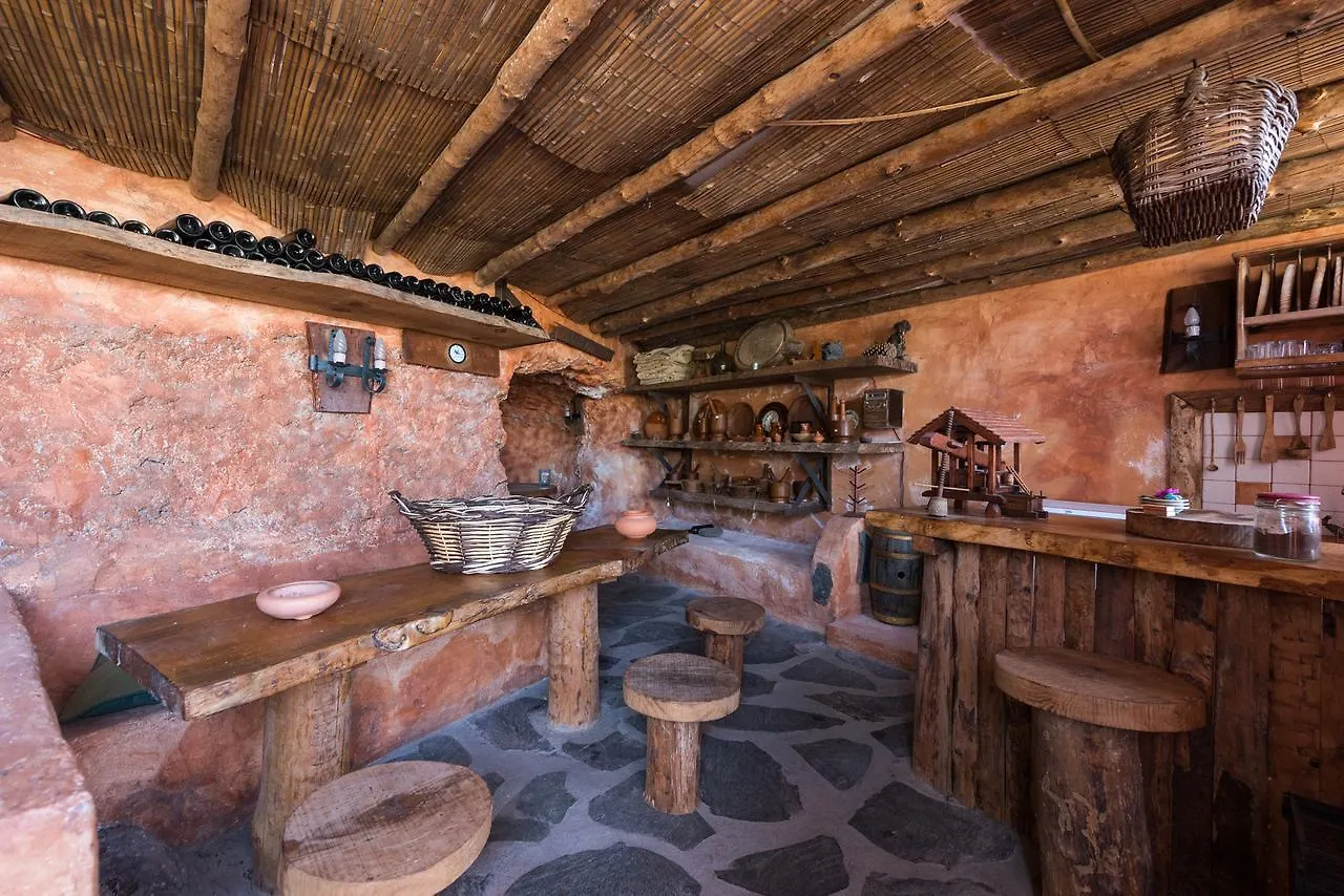 La Brujita Villa Frontera